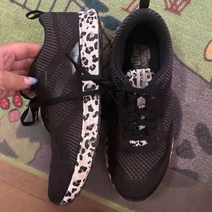 EUC Brooks Revel Leopard Shoes